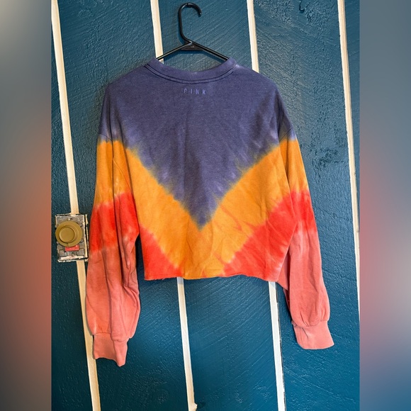 PINK Victoria's Secret Blue and Orange Cropped  Crew Neck - Picture 3 of 4